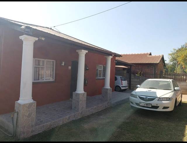 3 BEDROOM HOUSE FOR SALE IN DASPOORT ESTATE